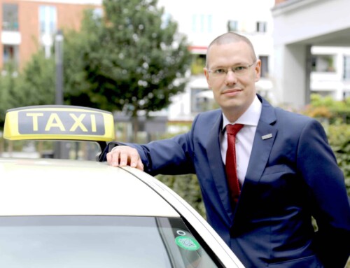 Verunsicherung statt Verkehrswende – Bundesverband Taxi kritisiert politisches Zickzack beim Verbrenner-Aus anlässlich der IAA in München
